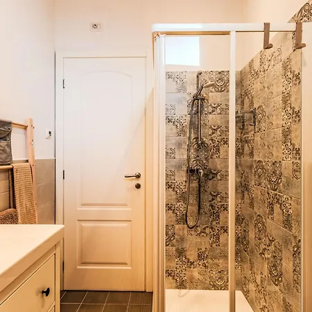 La Casa Di Carlo By Interhome *