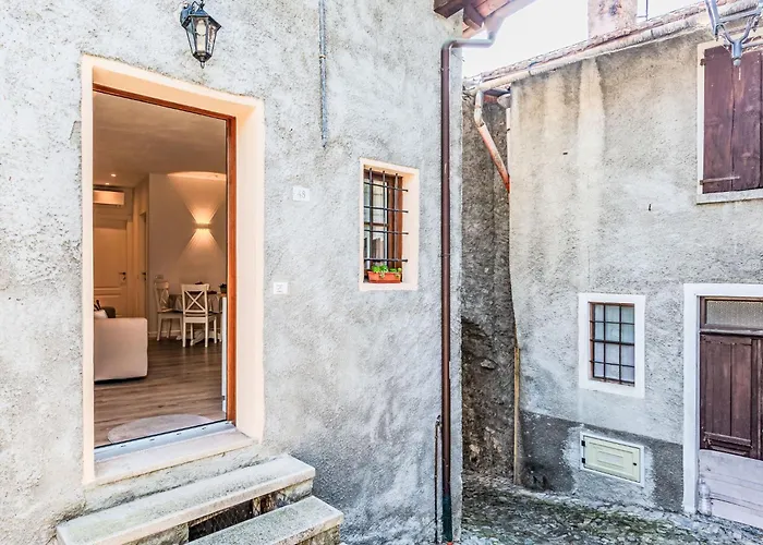 La Casa Di Carlo By Interhome * Lenno