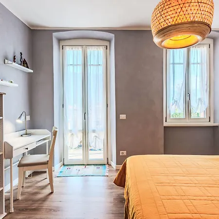 アパート La Casa Di Carlo By Interhome レンノ