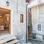 La Casa Di Carlo By Interhome * レンノ